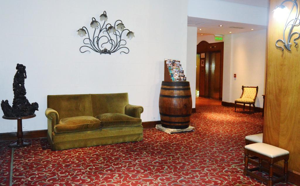 Hotel Posta Carretas Buenos Aires Exterior foto